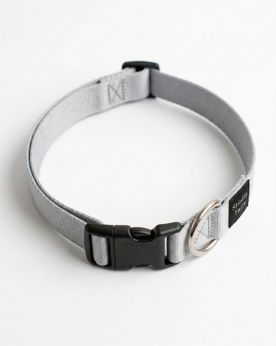 Cool Gray Collar